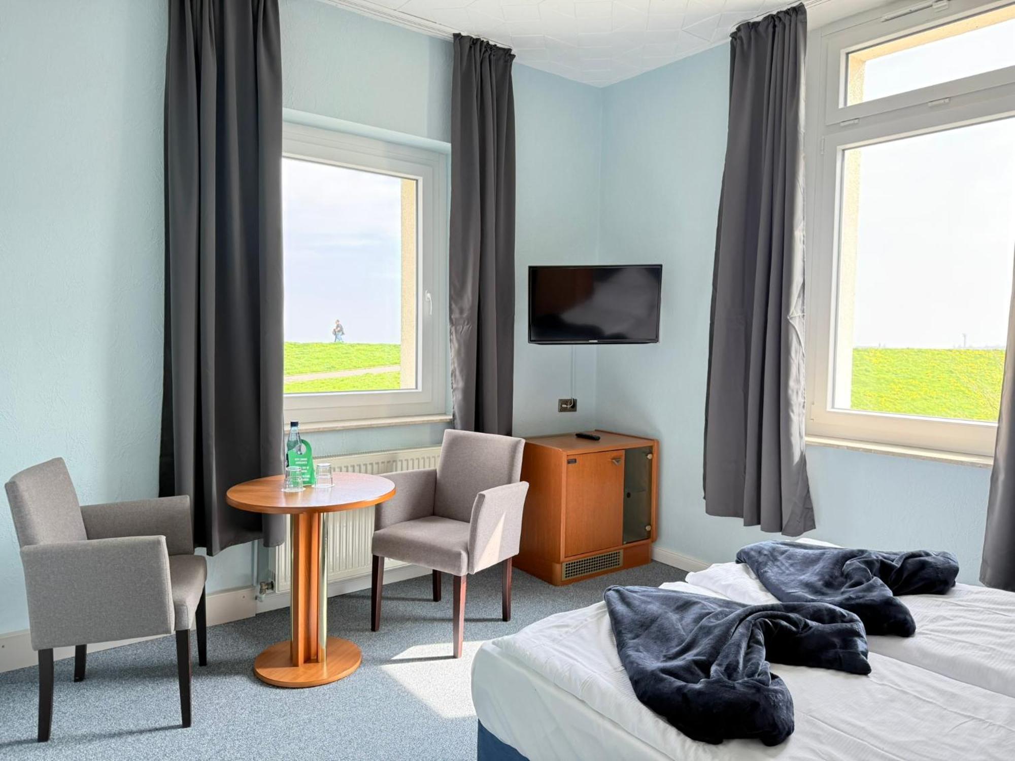 Seehotel Neue Liebe Cuxhaven Esterno foto
