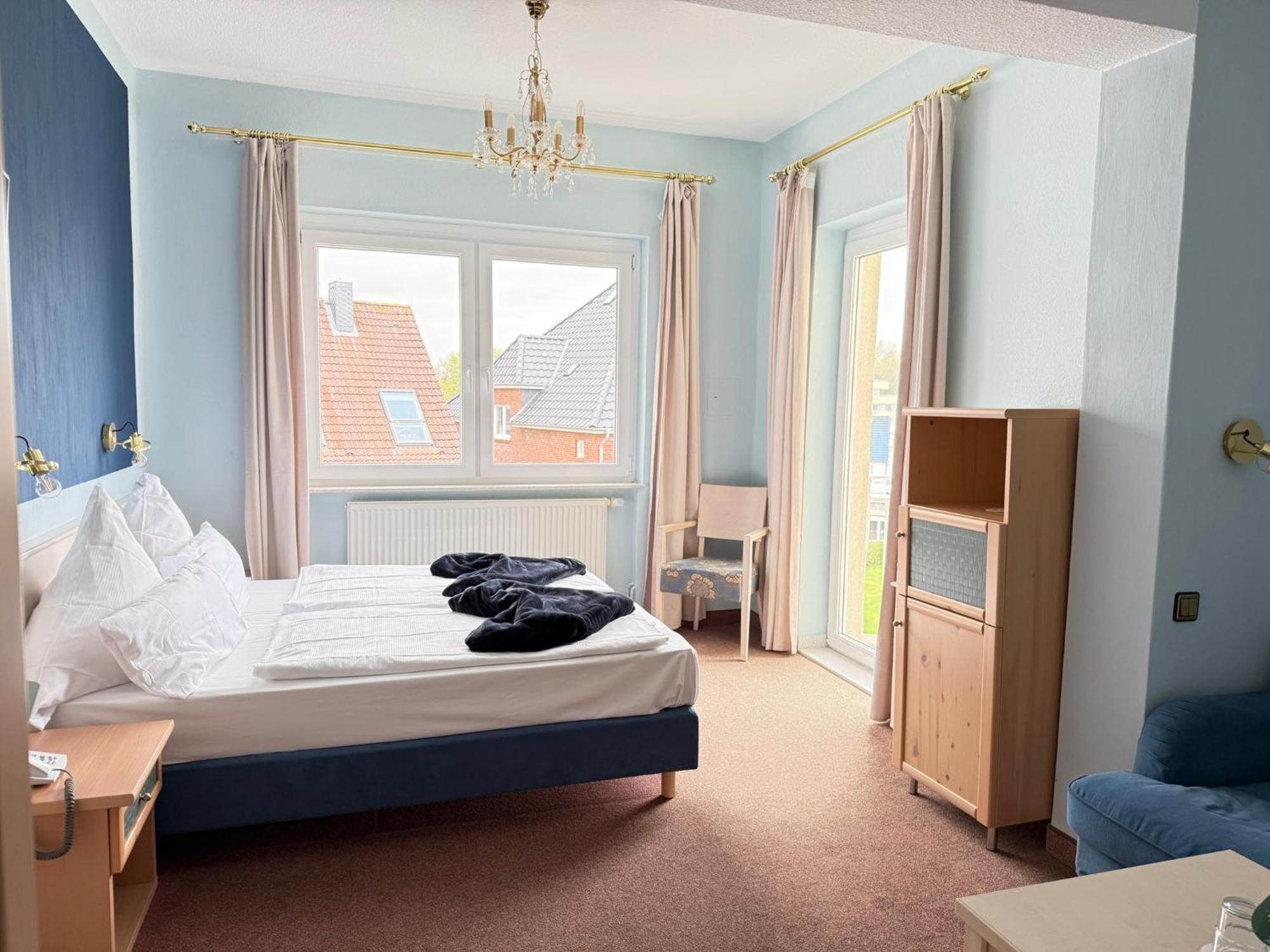 Seehotel Neue Liebe Cuxhaven Esterno foto